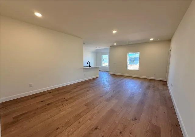 Photo 2 of Single family home for sale at 21239 Se 32nd Street, Harrah, OK 73045 | MLS# 1243122 | Listing updated on 2026-10-09
