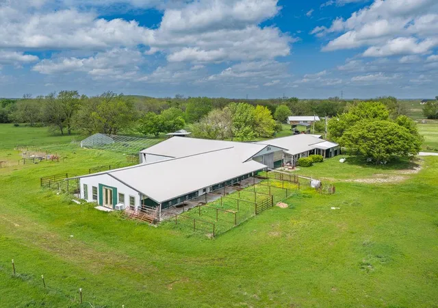 5th image of 15606 Econtuchka Rd, Earlsboro, OK 74840 | MLS# 1243123