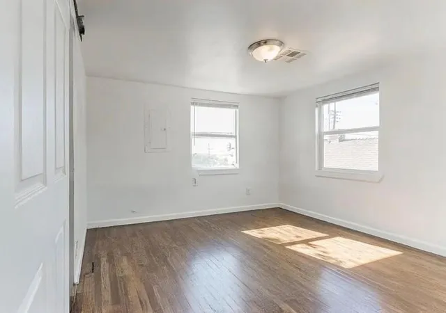 Photo 3 of House for sale at 1112 N Ross Ave, Oklahoma City, OK 73107 | MLS# 1243144 | Listing updated on 2026-08-07