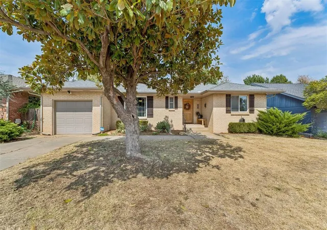 Photo 1 of Sale Pending at 2521 Huntleigh Dr, Oklahoma City, OK 73120 | MLS# 1243147 | Listing updated on 2026-09-28