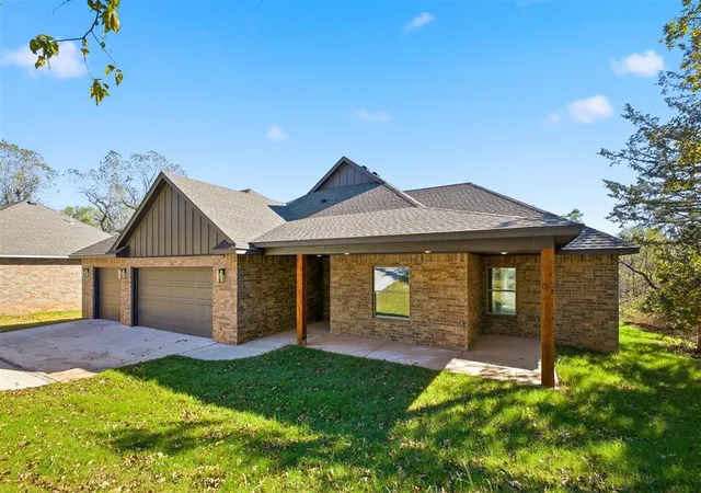 1st image of 12444 Oak Aly, Guthrie, OK 73044 | MLS# 1243162