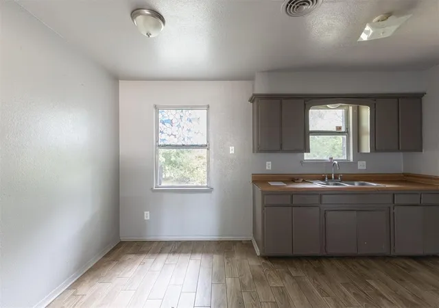 Photo 3 of Sale Pending at 1500 Mcdonald Dr, Oklahoma City, OK 73130 | MLS# 1243171 | Listing updated on 2026-09-21