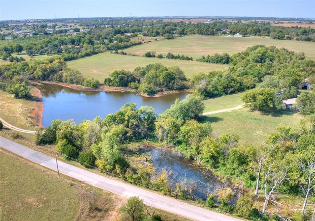 Photo 4 of Land for sale at 215 N Cemetery Rd, Tuttle, OK 73089 | MLS# 1243194 | Listing updated on 2026-08-07