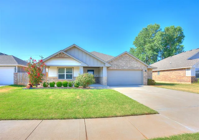Photo 2 of Single family home for sale at 11112 Sw 36th Street, Yukon, OK 73099 | MLS# 1243199 | Listing updated on 2026-08-11