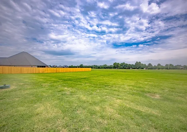 48th image of 2920 Edgefield Ln, Norman, OK 73073 | MLS# 1243201