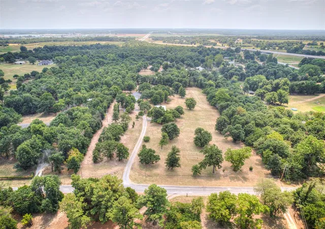 1st image of 19200 Meador Ln, Harrah, OK 73045 | MLS# 1243214
