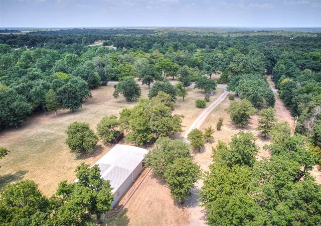 42nd image of 19200 Meador Ln, Harrah, OK 73045 | MLS# 1243214