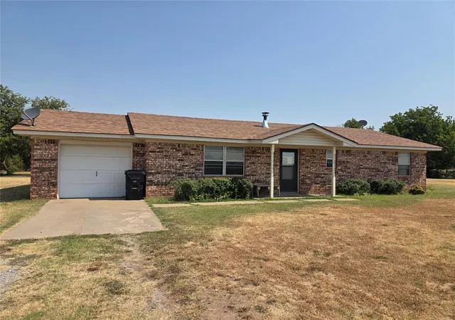 1st image of 1402 County Road 1270, Amber, OK 73004 | MLS# 1243218