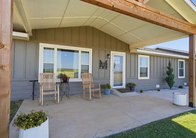 Photo 3 of Single family home for sale at 21105 E County Rd 162, Headrick, OK 73549 | MLS# 1243219 | Listing updated on 2026-09-01
