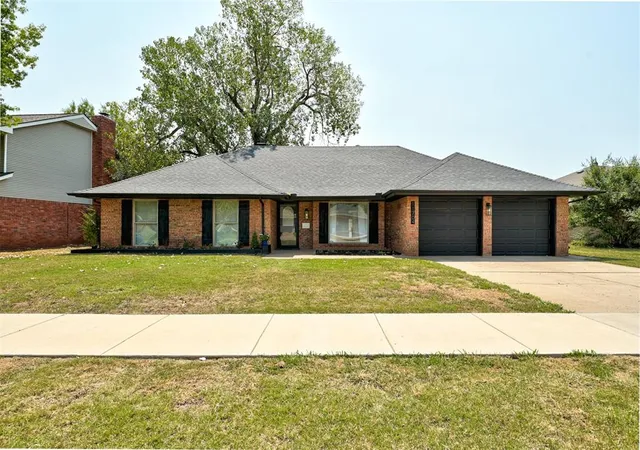 Photo 1 of Single family home for sale at 11704 N Victoria Dr, Oklahoma City, OK 73120 | MLS# 1243234 | Listing updated on 2026-08-26