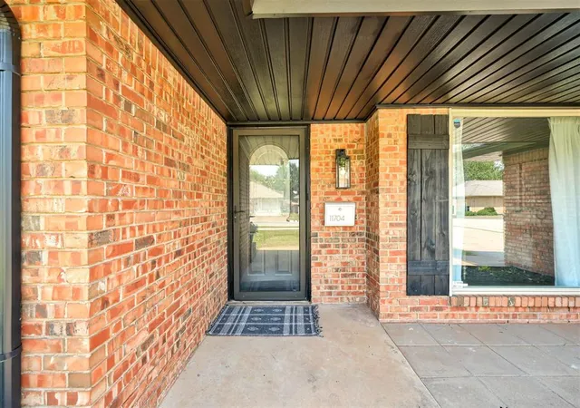 Photo 4 of Single family home for sale at 11704 N Victoria Dr, Oklahoma City, OK 73120 | MLS# 1243234 | Listing updated on 2026-08-26