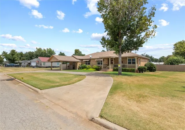 Photo 2 of Single family home for sale at 502 3rd Street, Fort Cobb, OK 73038 | MLS# 1243238 | Listing updated on 2026-08-07