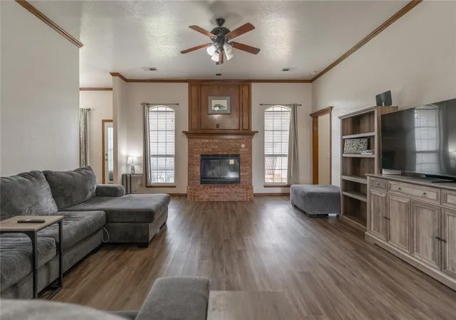 Photo 4 of Sale Pending at 604 SW 160th Street, Oklahoma City, OK 73170 | MLS# 1243256 | Listing updated on 2026-08-12