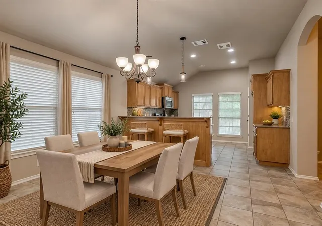 Photo 4 of Single family home for sale at 19120 Espada Dr, Edmond, OK 73012 | MLS# 1243257 | Listing updated on 2026-09-12