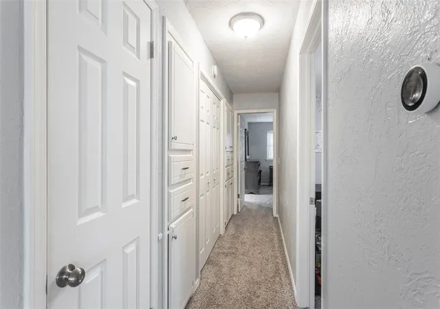 Photo 4 of Single family home for sale at 409 Williams Dr, Moore, OK 73160 | MLS# 1243260 | Listing updated on 2026-09-25