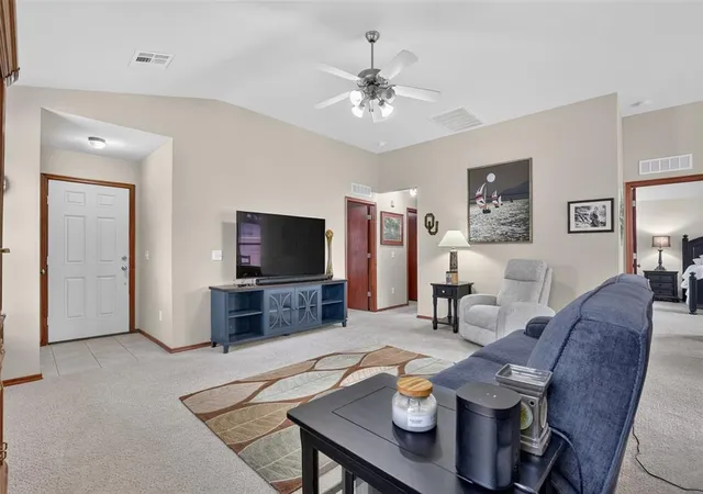 Photo 3 of Sale Pending at 18205 Viento Dr, Edmond, OK 73012 | MLS# 1243261 | Listing updated on 2026-08-27