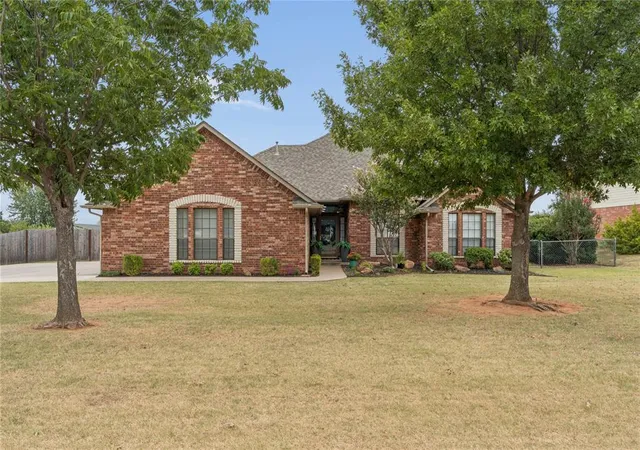 1st image of 900 Grandview Rd, Tuttle, OK 73089 | MLS# 1243262