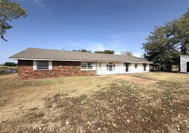 1st image of 1686 County Road 1264 Road, Tuttle, OK 73089 | MLS# 1243266