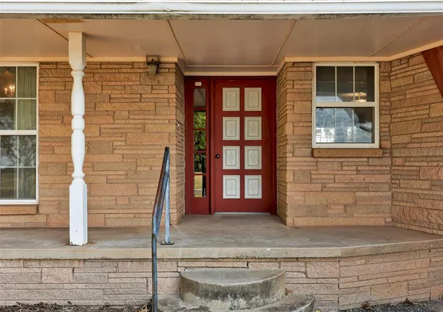 3rd image of 332852 E 1060 Rd, Mc Loud, OK 74851 | MLS# 1243292