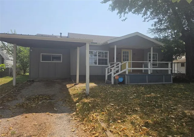 Photo 3 of Single family home for sale at 1947 N Louisa Ave, Shawnee, OK 74804 | MLS# 1243293 | Listing updated on 2026-10-06