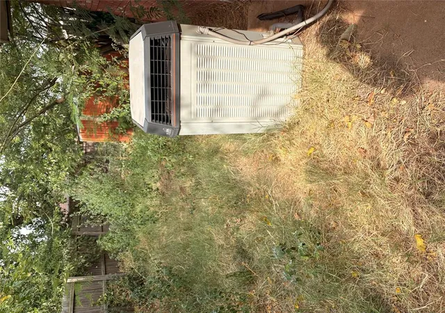 19th image of 608 Mark Ave, Yukon, OK 73099 | MLS# 1243314