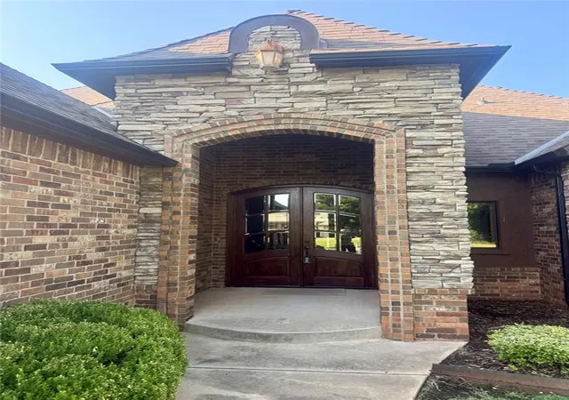 Photo 3 of Single family home for sale at 1532 Sw 131st Street, Oklahoma City, OK 73170 | MLS# 1243315 | Listing updated on 2026-08-31