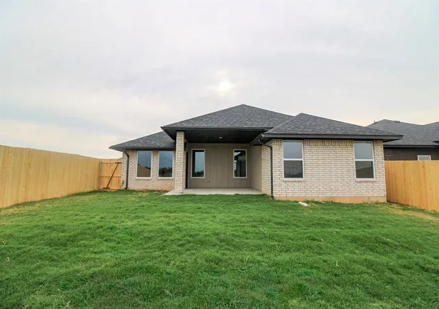 26th image of 532 Grand Sycamore Wy, Washington, OK 73093 | MLS# 1243317