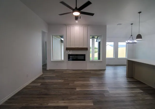 4th image of 532 Grand Sycamore Wy, Washington, OK 73093 | MLS# 1243317