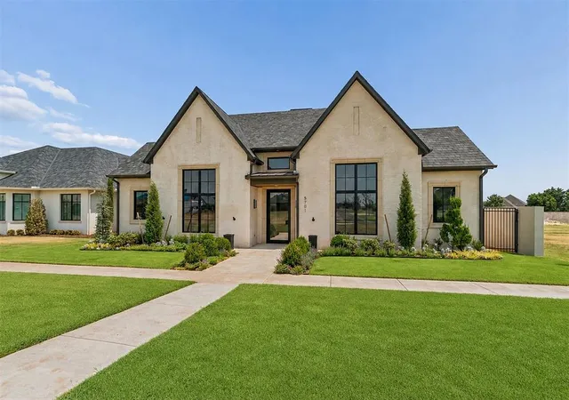 Photo 2 of Single family home for sale at 5701 Promenade Sq, Oklahoma City, OK 73142 | MLS# 1243331 | Listing updated on 2026-08-08