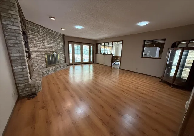 Photo 3 of Single family home for sale at 9216 Nw Lansbrook Ln, Oklahoma City, OK 73132 | MLS# 1243336 | Listing updated on 2026-09-13