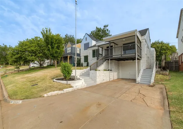 2nd image of 2805 Nw 26th St, Oklahoma City, OK 73107 | MLS# 1243338