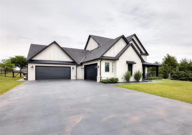 Photo 2 of Single family home for sale at 2445 Sandplum Ln, Washington, OK 73093 | MLS# 1243340 | Listing updated on 2026-09-29