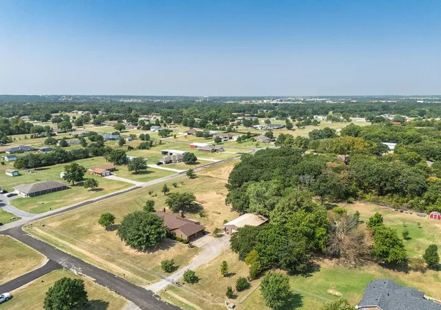 1st image of 2 S Meadow Heath Dr, Shawnee, OK 74804 | MLS# 1243348