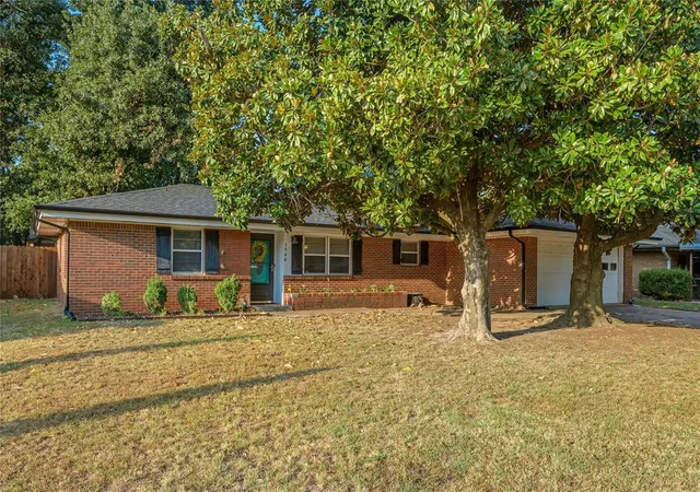 Photo 3 of Sale Pending at 5948 Nw 28th Street, Oklahoma City, OK 73127 | MLS# 1243361 | Listing updated on 2026-08-13