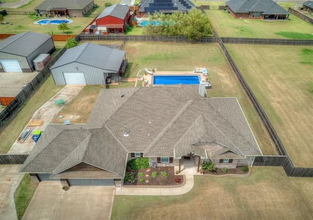 Photo 1 of Sale Pending at 3833 Richards Way, Piedmont, OK 73078 | MLS# 1243364 | Listing updated on 2026-08-17