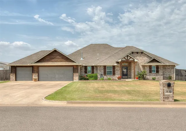 Photo 3 of Sale Pending at 3833 Richards Way, Piedmont, OK 73078 | MLS# 1243364 | Listing updated on 2026-08-17