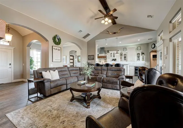 Photo 4 of Single family home for sale at 298 N Aspen Dr, Blanchard, OK 73010 | MLS# 1243380 | Listing updated on 2026-08-08