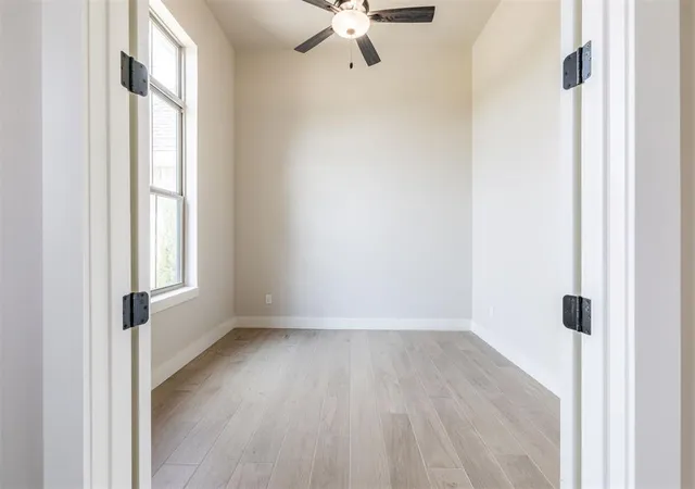 4th image of 6920 Lake View Ct, Cashion, OK 73016 | MLS# 1243386