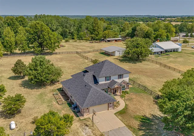 1st image of 5901 E Mcmillin Dr, Tuttle, OK 73089 | MLS# 1243395