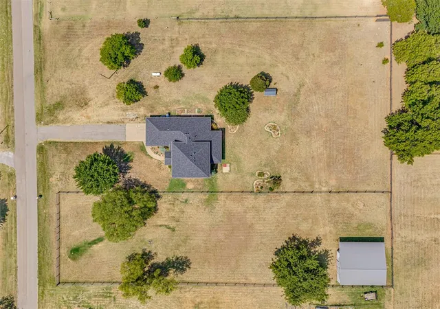 44th image of 5901 E Mcmillin Dr, Tuttle, OK 73089 | MLS# 1243395