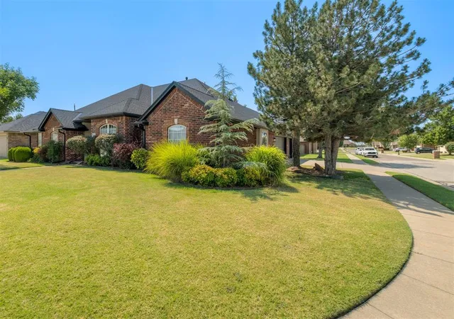 Photo 3 of Single family home for sale at 3624 SW 128th Street, Oklahoma City, OK 73170 | MLS# 1243408 | Listing updated on 2026-10-09