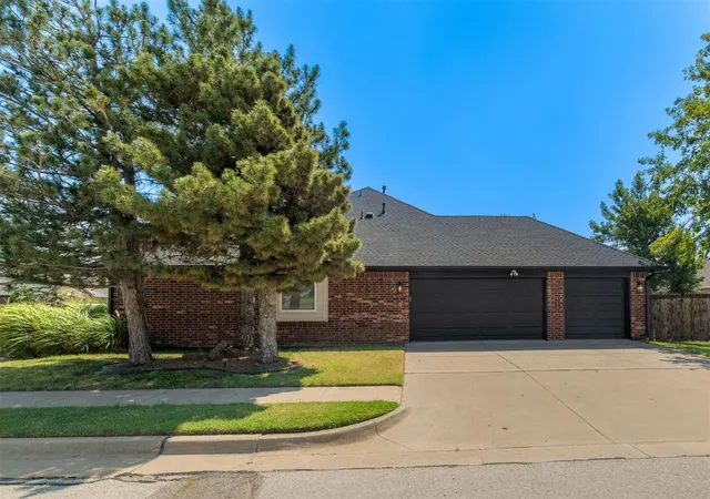 Photo 4 of Single family home for sale at 3624 SW 128th Street, Oklahoma City, OK 73170 | MLS# 1243408 | Listing updated on 2026-10-09