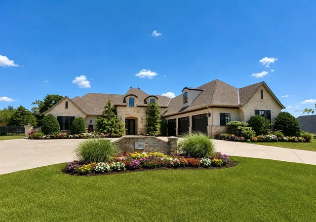Photo 2 of Sale Pending at 13500 Old Iron Rd, Edmond, OK 73013 | MLS# 1243425 | Listing updated on 2026-10-18