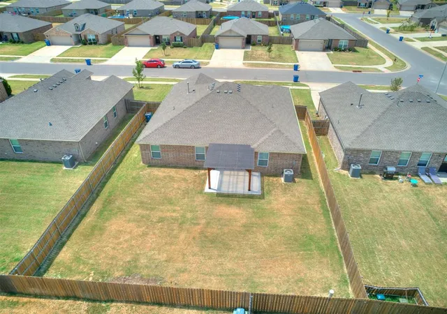 Photo 3 of Single family home for sale at 452 Fox Den Dr, Newcastle, OK 73065 | MLS# 1243434 | Listing updated on 2026-10-06