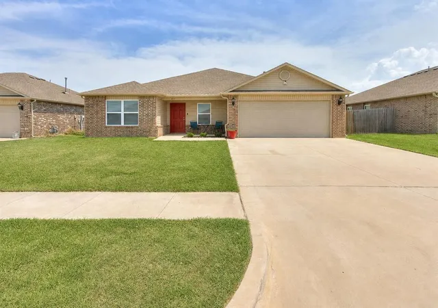 Photo 2 of Single family home for sale at 452 Fox Den Dr, Newcastle, OK 73065 | MLS# 1243434 | Listing updated on 2026-10-06