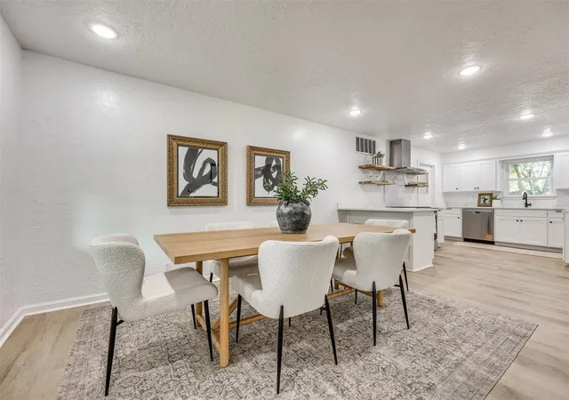 Photo 4 of Single family home for sale at 1311 Cherry Stone St, Norman, OK 73072 | MLS# 1243439 | Listing updated on 2026-09-23