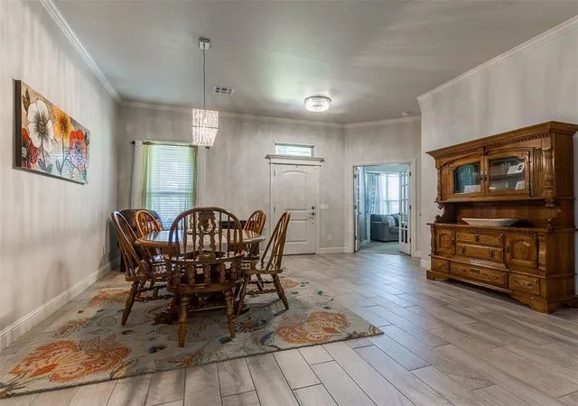 Photo 4 of Single family home for sale at 18455 Stagecoach Trl, Norman, OK 73072 | MLS# 1243457 | Listing updated on 2026-10-07