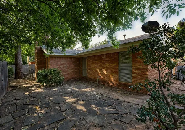50th image of 3021 Brookhollow Rd, Oklahoma City, OK 73120 | MLS# 1243461