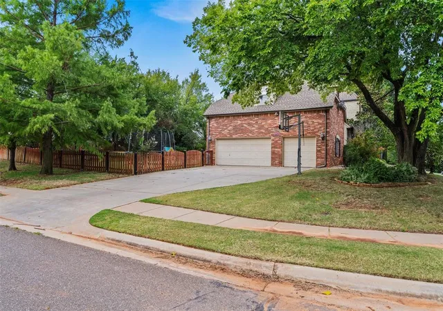 Photo 3 of Single family home for sale at 5700 Ne 107th Street, Oklahoma City, OK 73151 | MLS# 1243471 | Listing updated on 2026-08-19