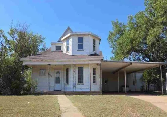1st image of 321 W B Ave, Elk City, OK 73644 | MLS# 1243480